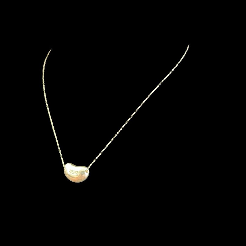 Tiffany & Co Elsa Peretti Bean Pendant in Sterling Silver 18mm on 16” Chain - Picture 4 of 13